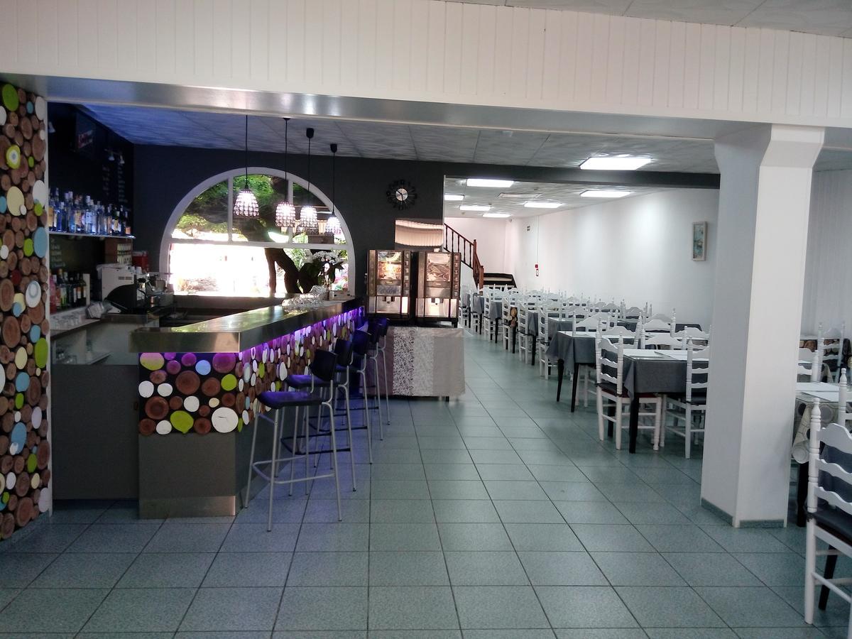 Hotel Planas โยเรตเดมาร์ ภายนอก รูปภาพ