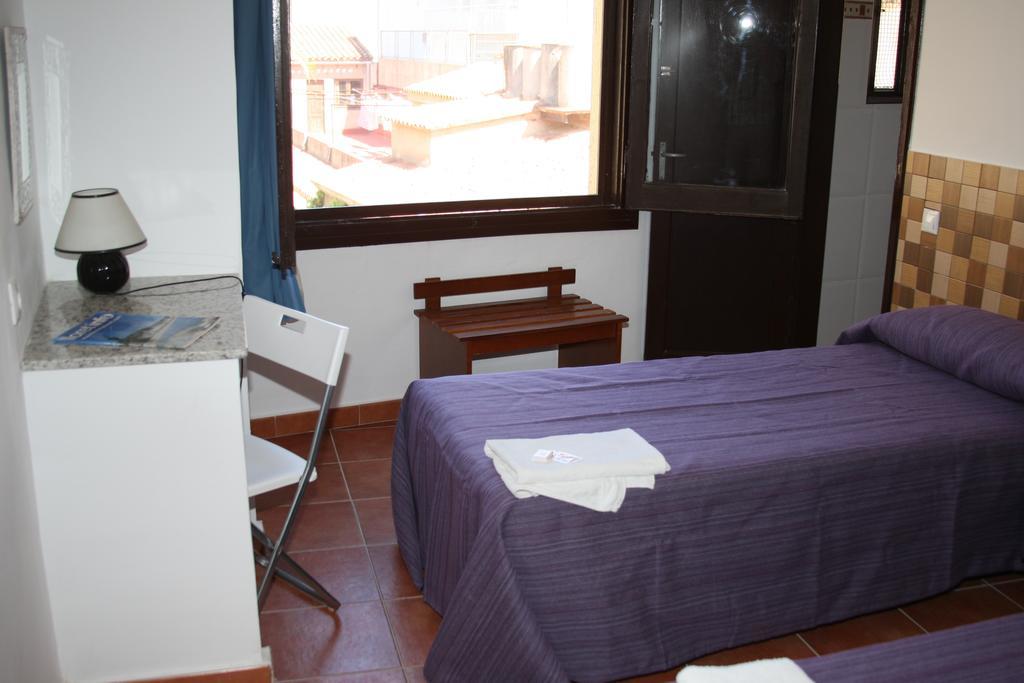Hotel Planas โยเรตเดมาร์ ภายนอก รูปภาพ