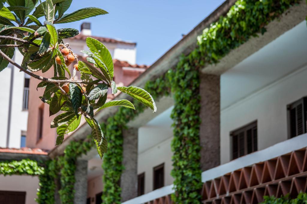 Hotel Planas โยเรตเดมาร์ ภายนอก รูปภาพ